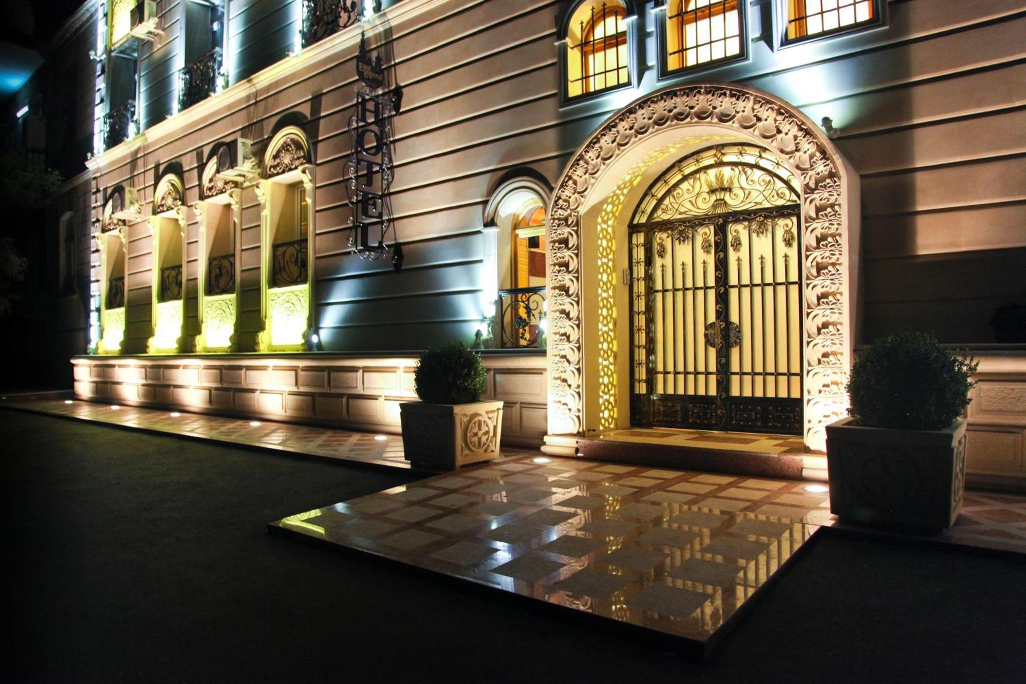 Hotel East Legend 3*