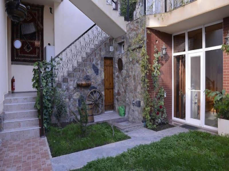 Hotel East Legend 3*