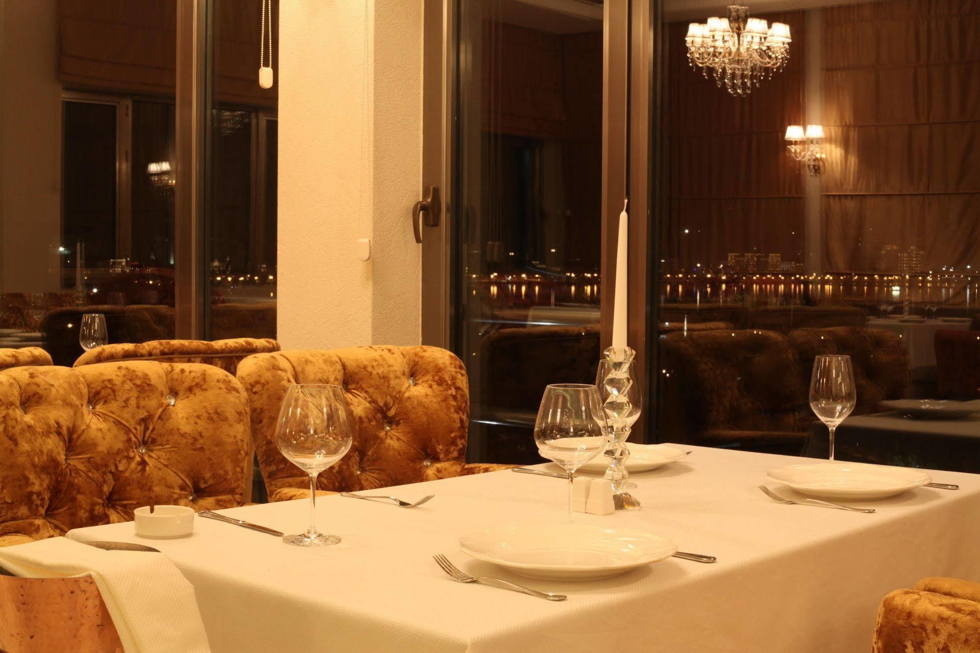 Hotel East Legend Baku