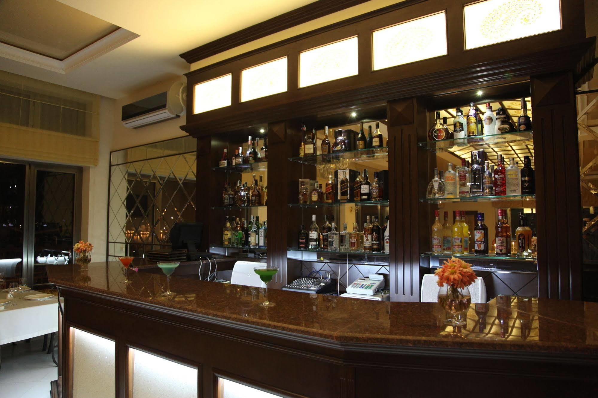 Hotel East Legend