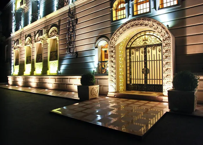 East Legend Hotel